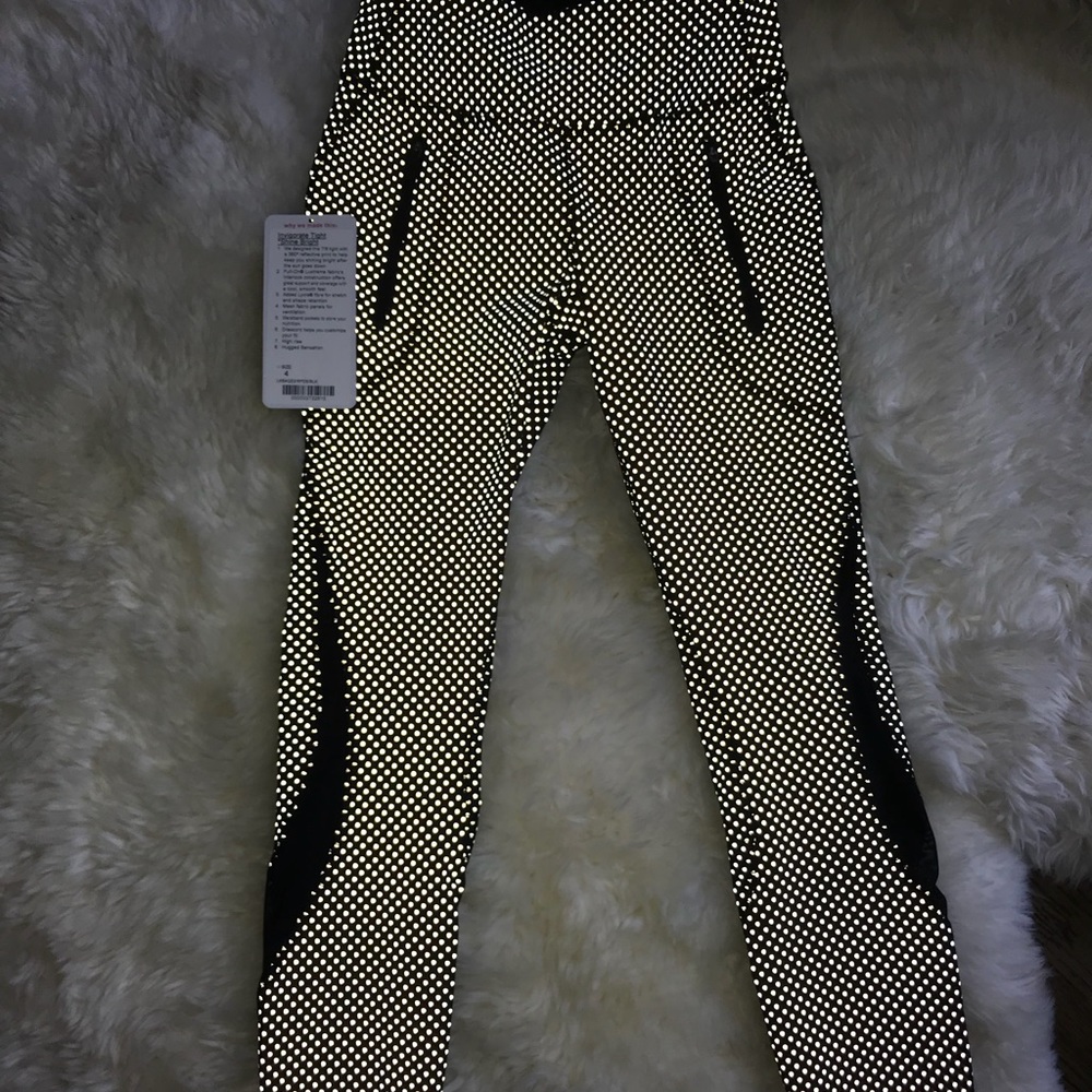 LuluLemon Invigorate Tights *Reflective Shine